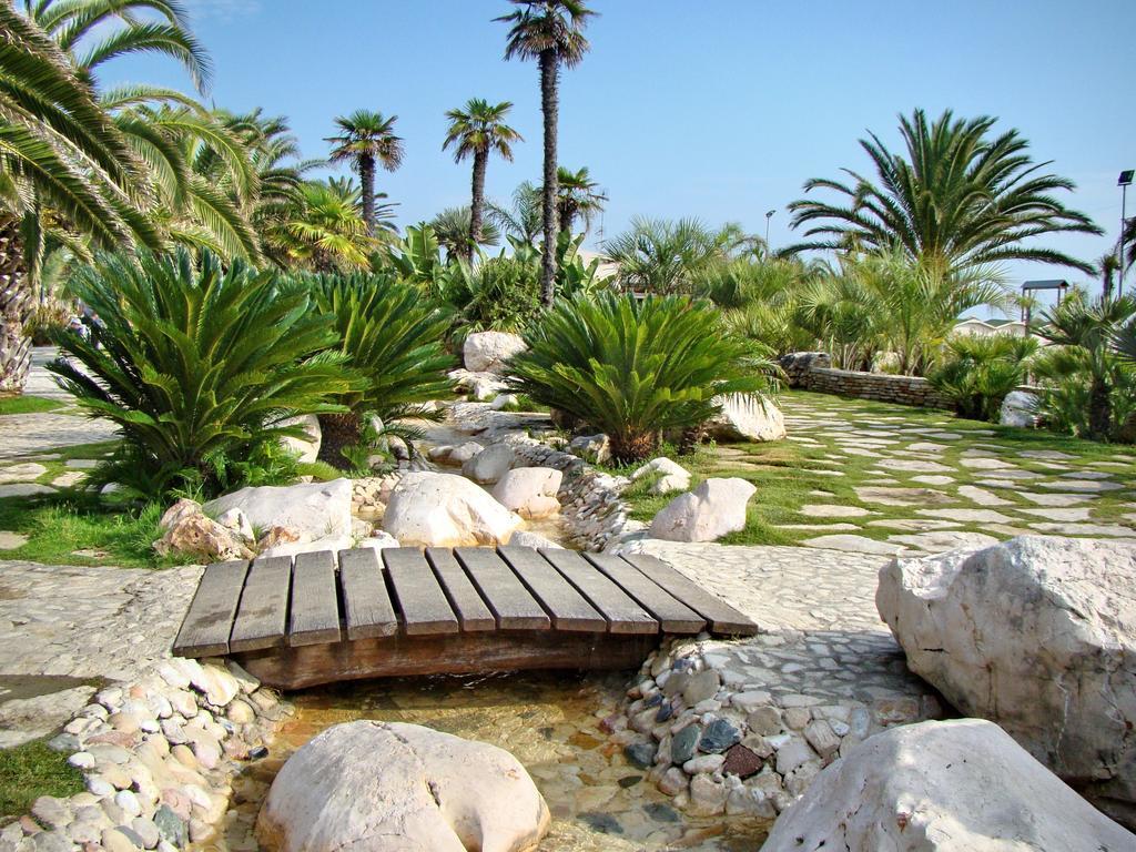 Residence Acquamarina San Benedetto del Tronto Eksteriør billede